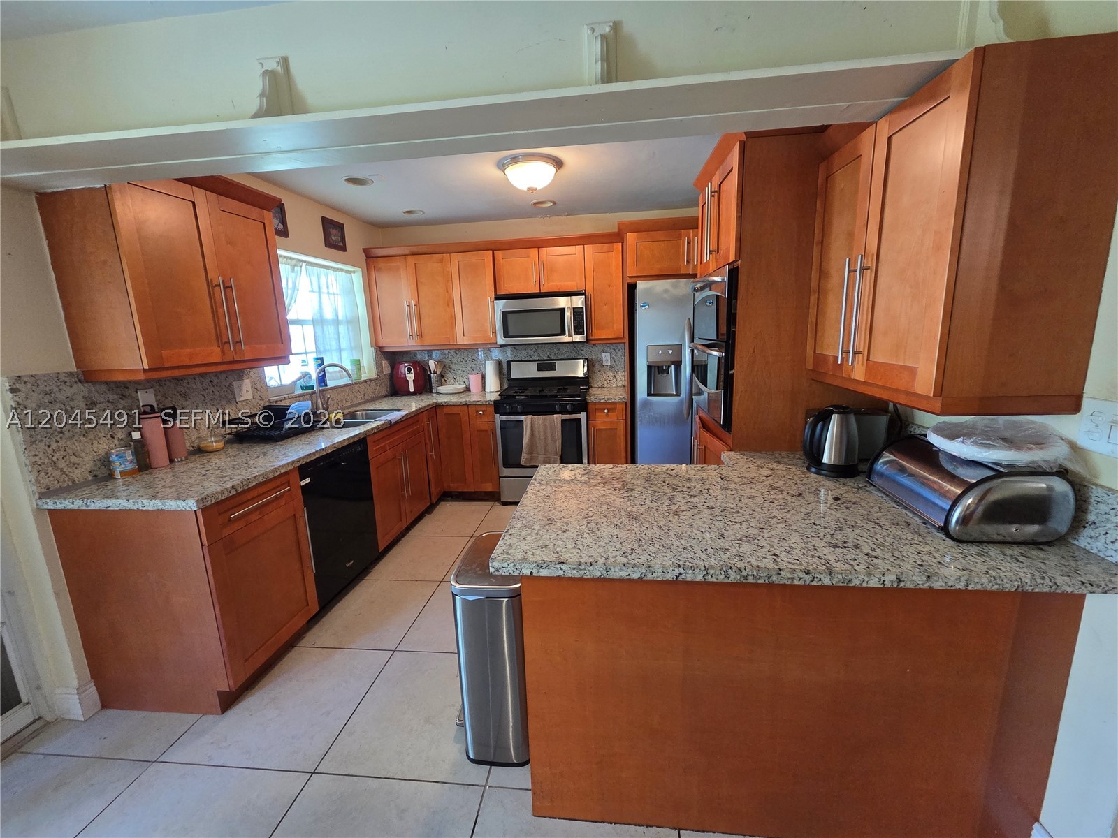 DEVON-AIRE ESTATES SEC 5 - Residential