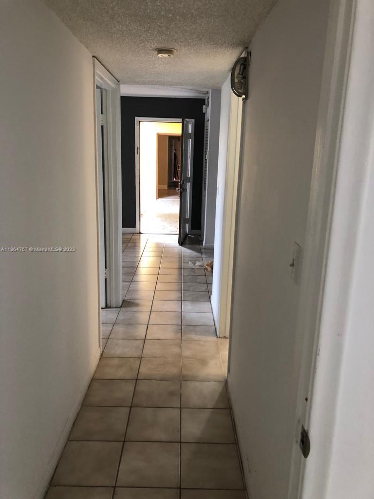 SOLEIL LAKE CONDO - Residential Lease