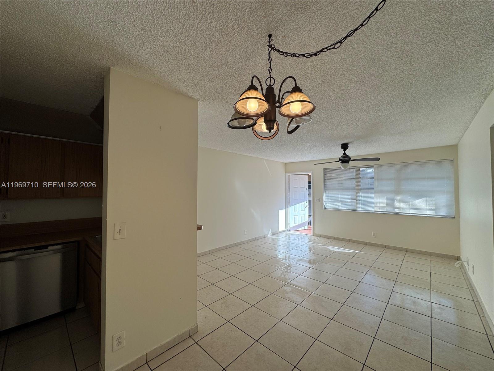 LAKEWOOD VILLAGE - Residential