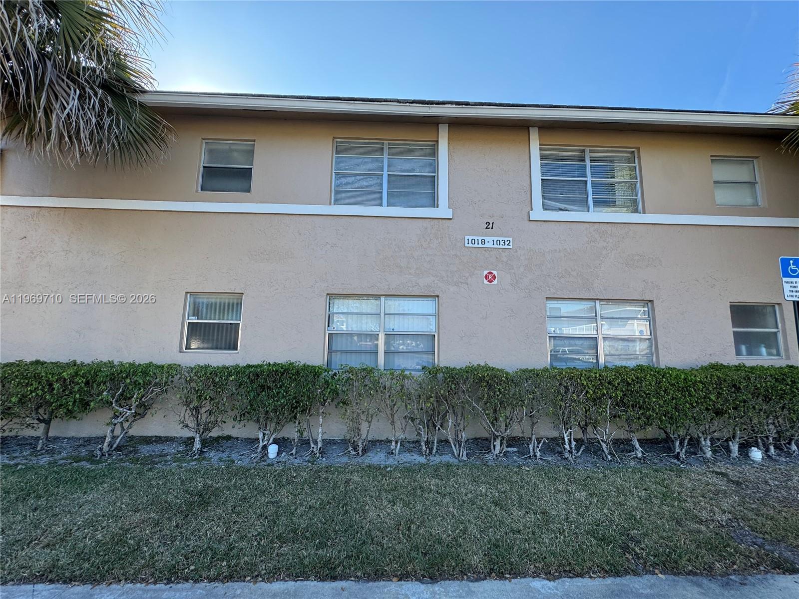 LAKEWOOD VILLAGE - Residential