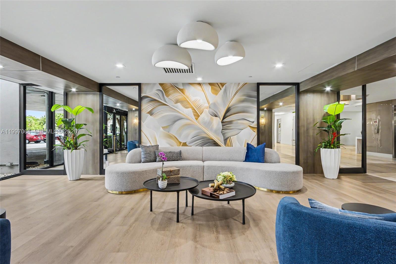 HILLCREST EAST NO 24 COND - Residential