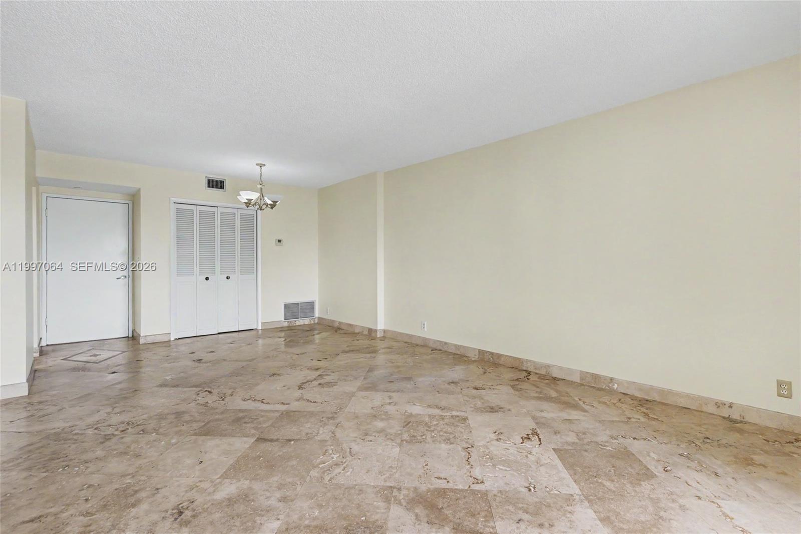 HILLCREST EAST NO 24 COND - Residential