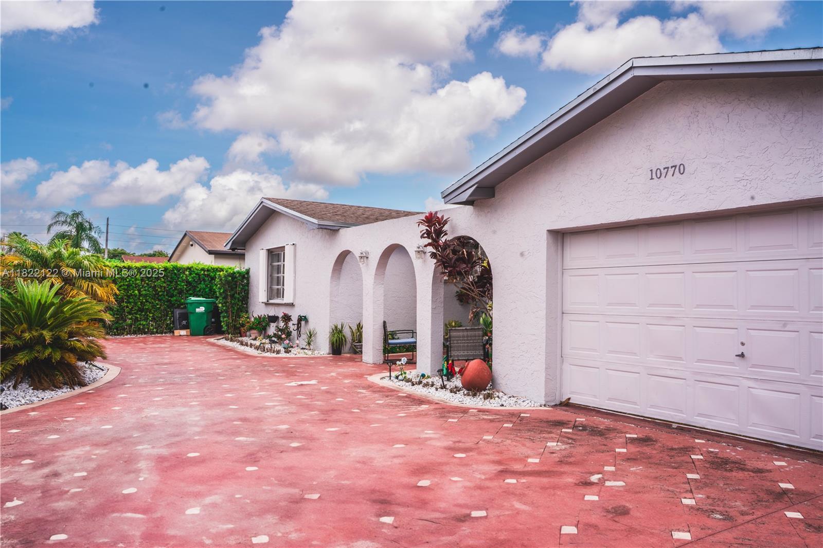 SOUTHLAND PINES - Residential