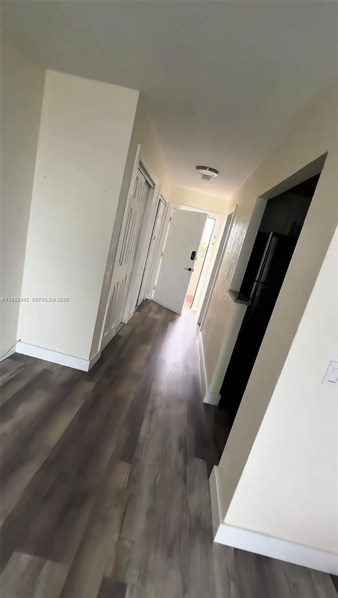 BAYSHORE YACHT & TENNIS C - Residential