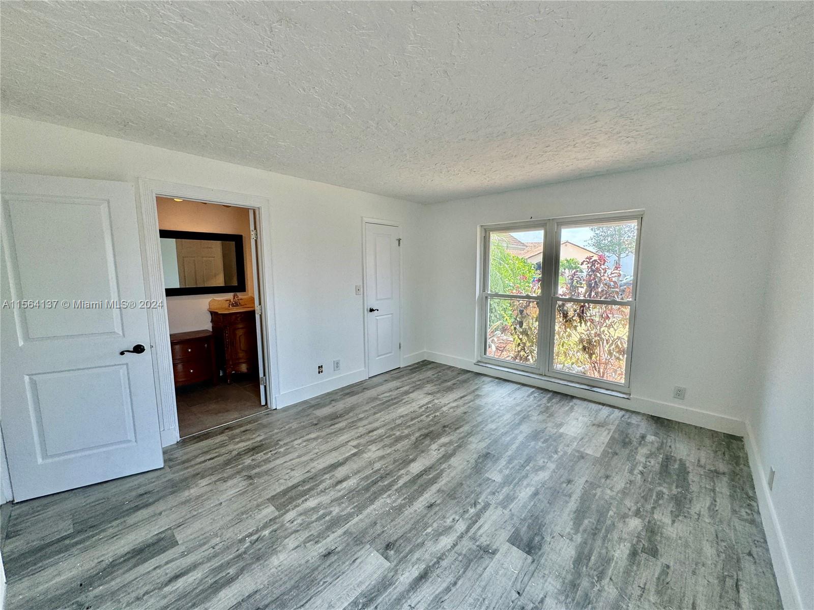 WELLEBY UNIT 2 - Residential