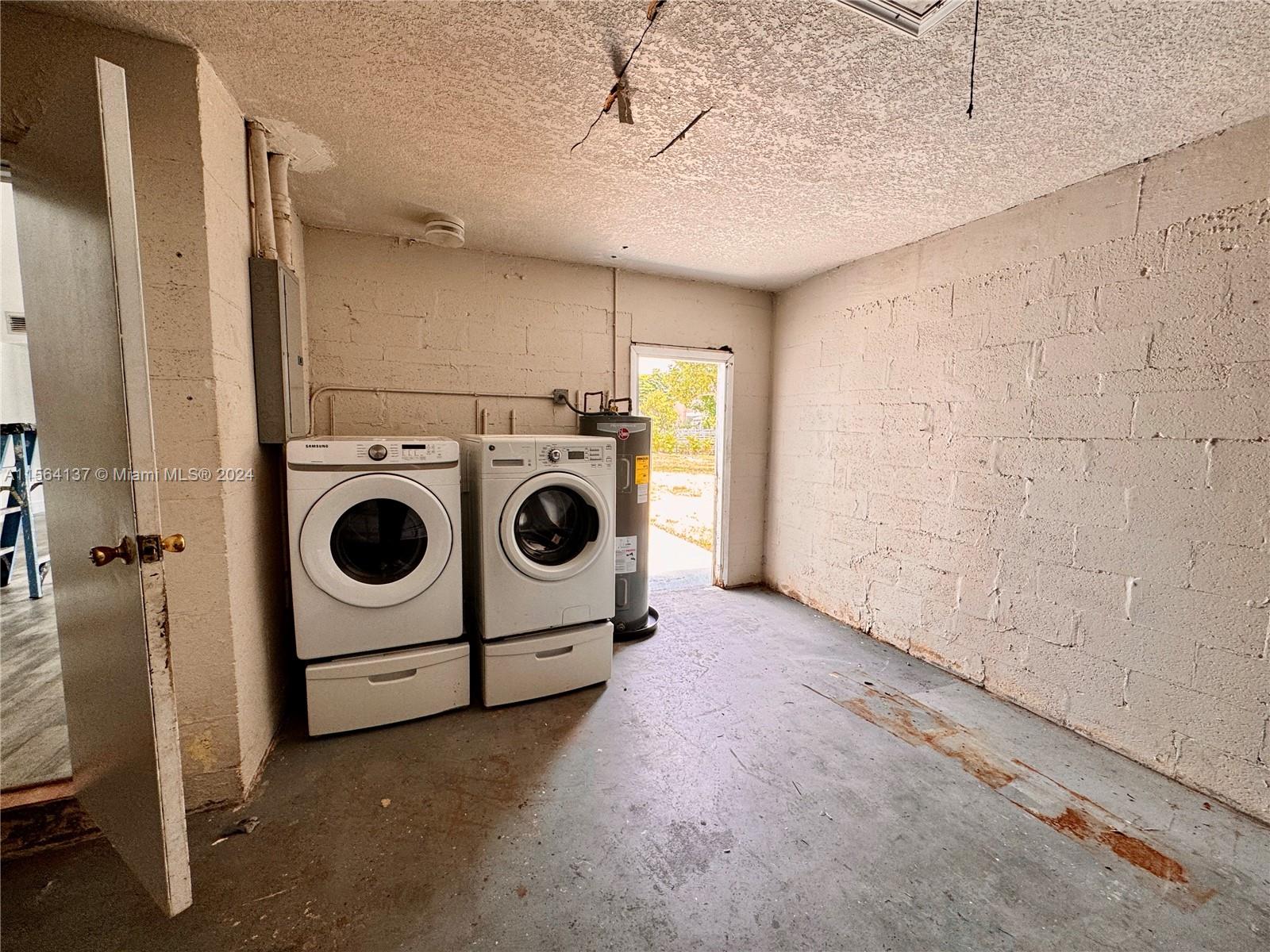 WELLEBY UNIT 2 - Residential