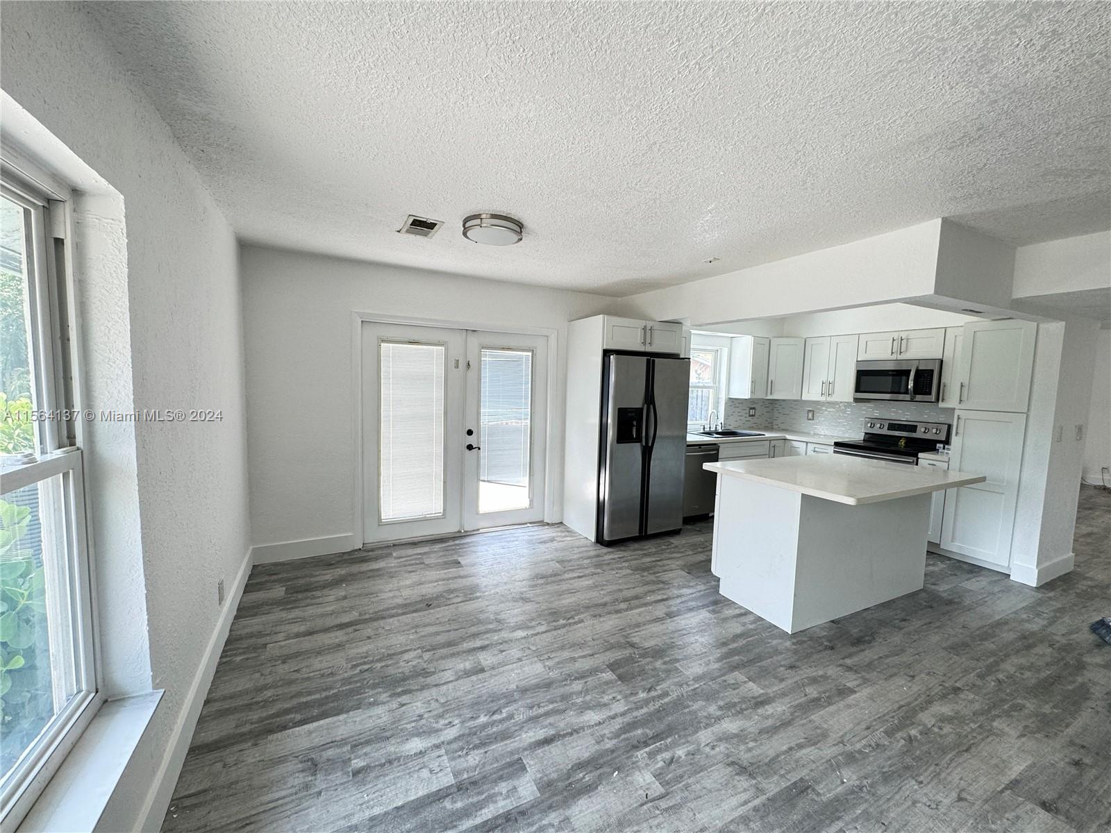 WELLEBY UNIT 2 - Residential
