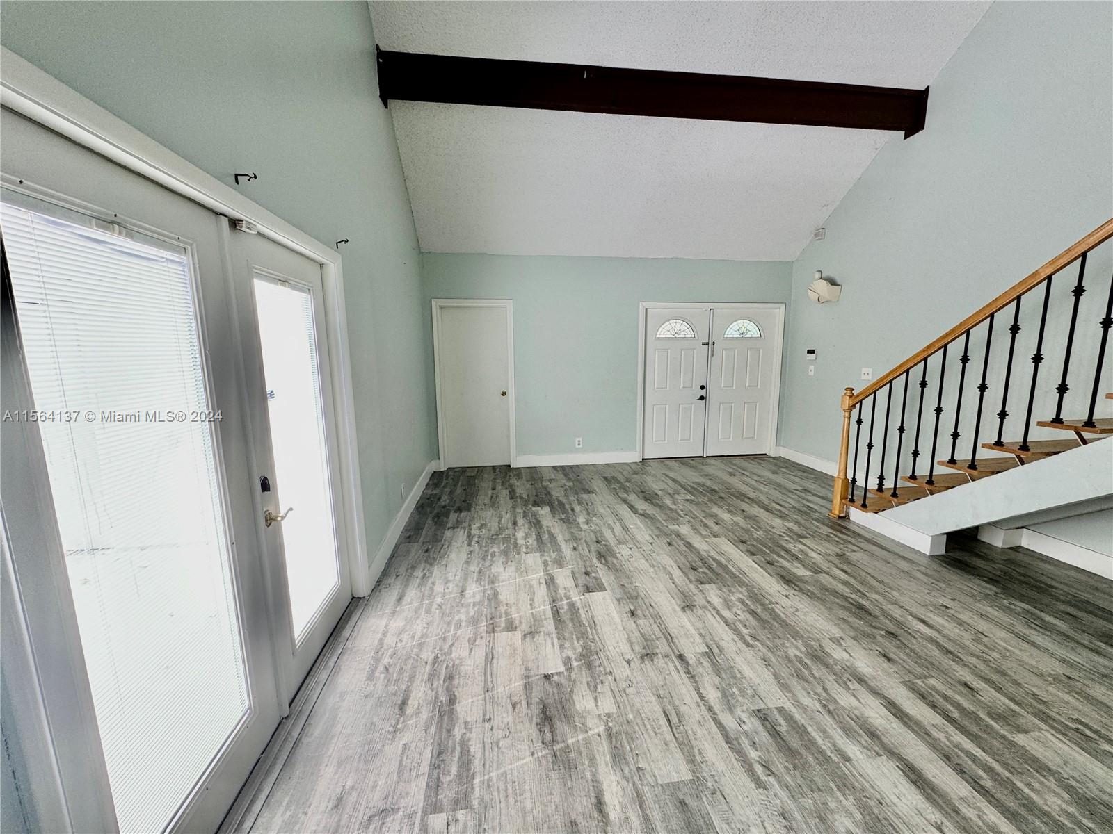 WELLEBY UNIT 2 - Residential