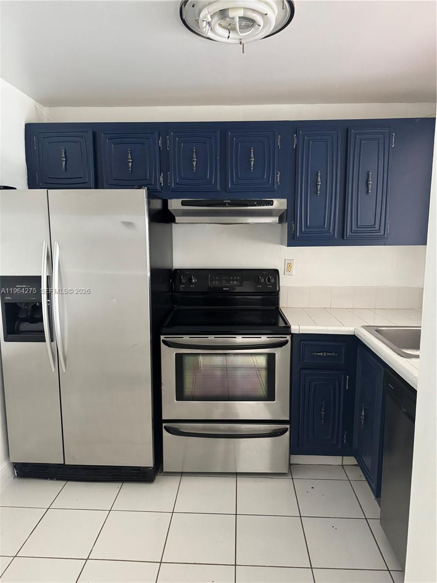 MONTECARLO CONDO - Residential