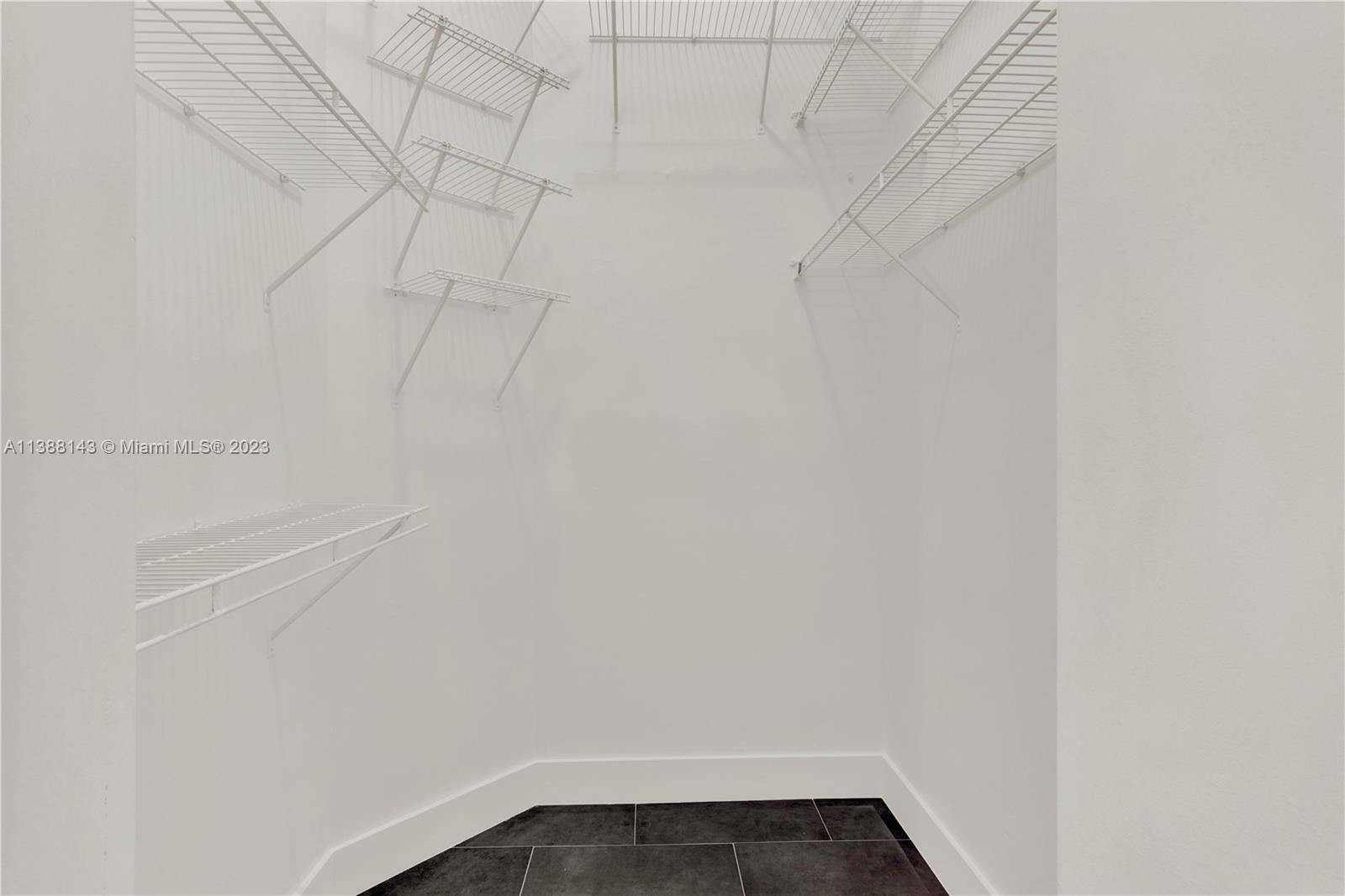 CITE CONDO - Residential Lease