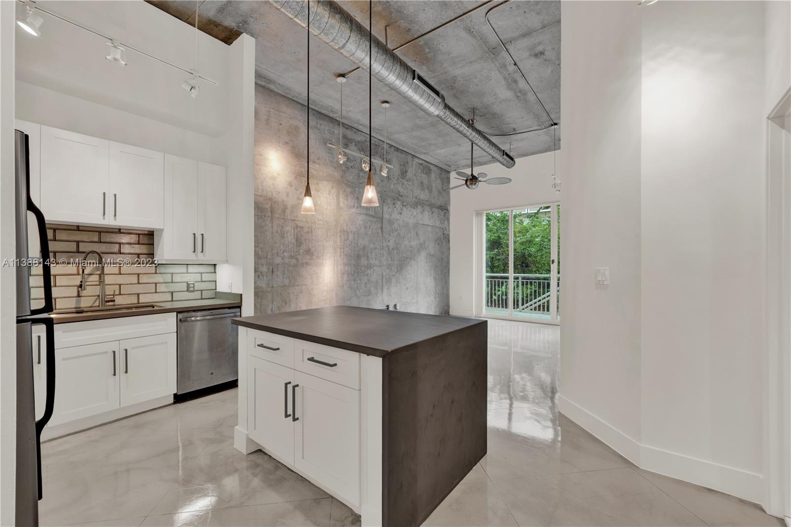 CITE CONDO - Residential Lease