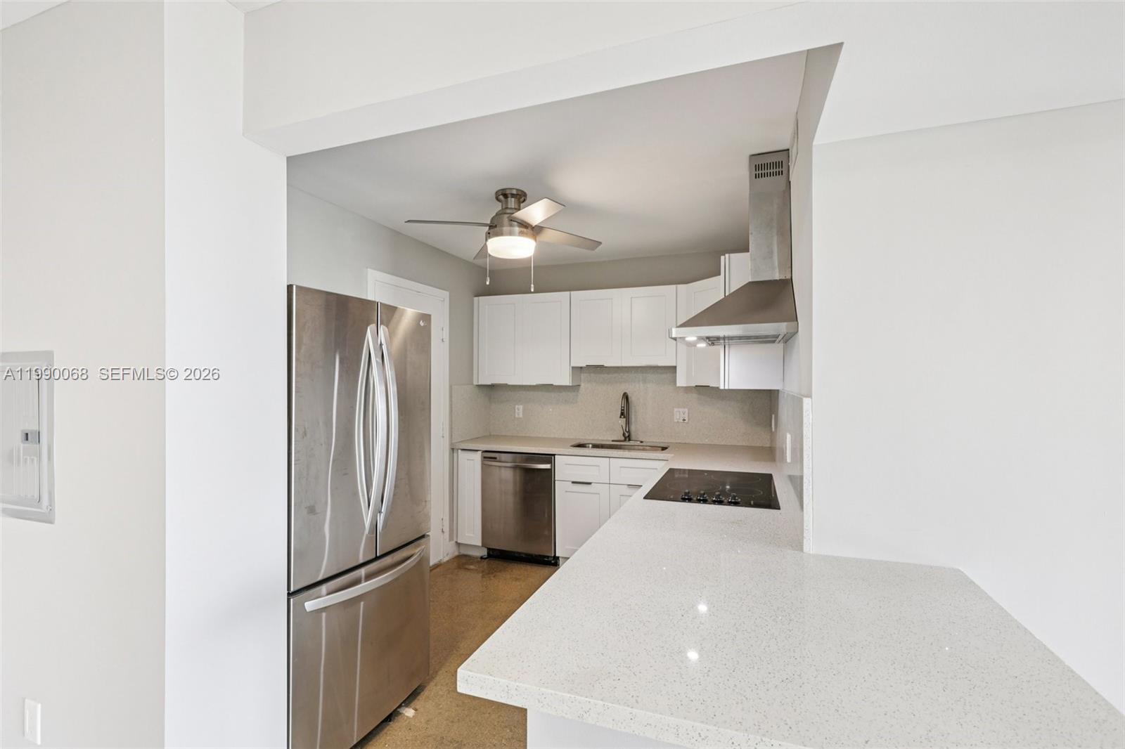 STRATFORD HOUSE CONDO - Residential
