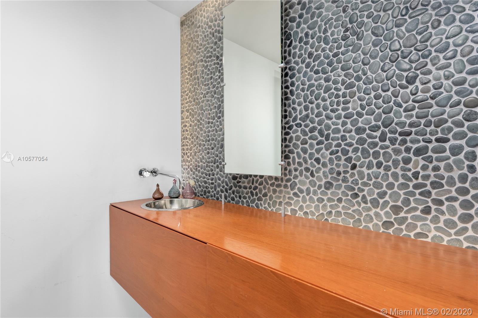 OCEAN TOWER ONE CONDO - Residential