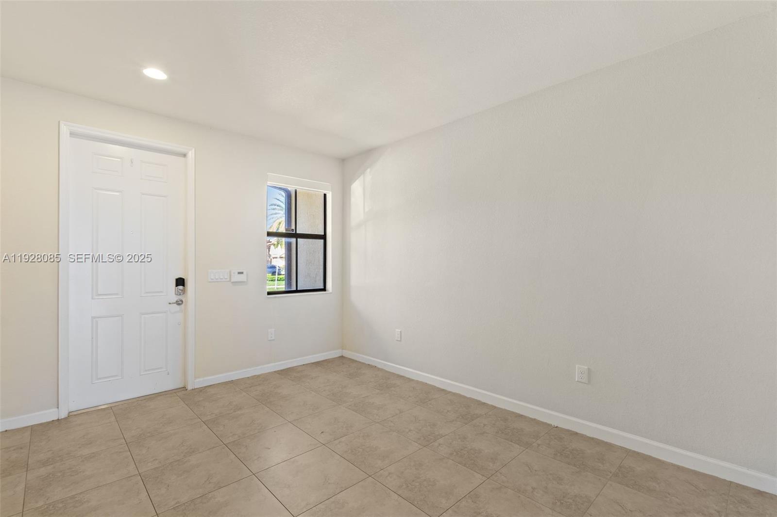 DORAL BREEZE - Residential