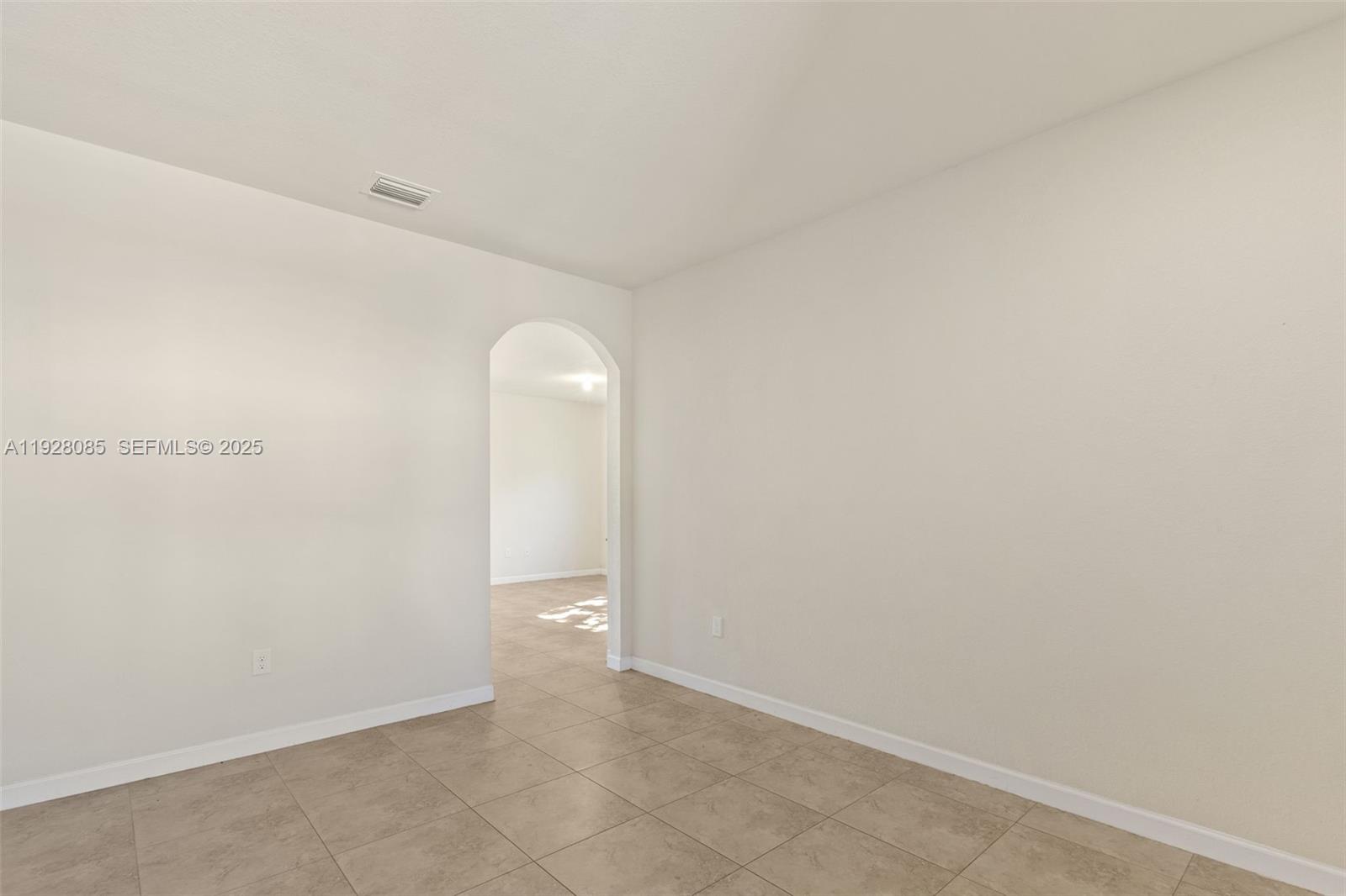 DORAL BREEZE - Residential