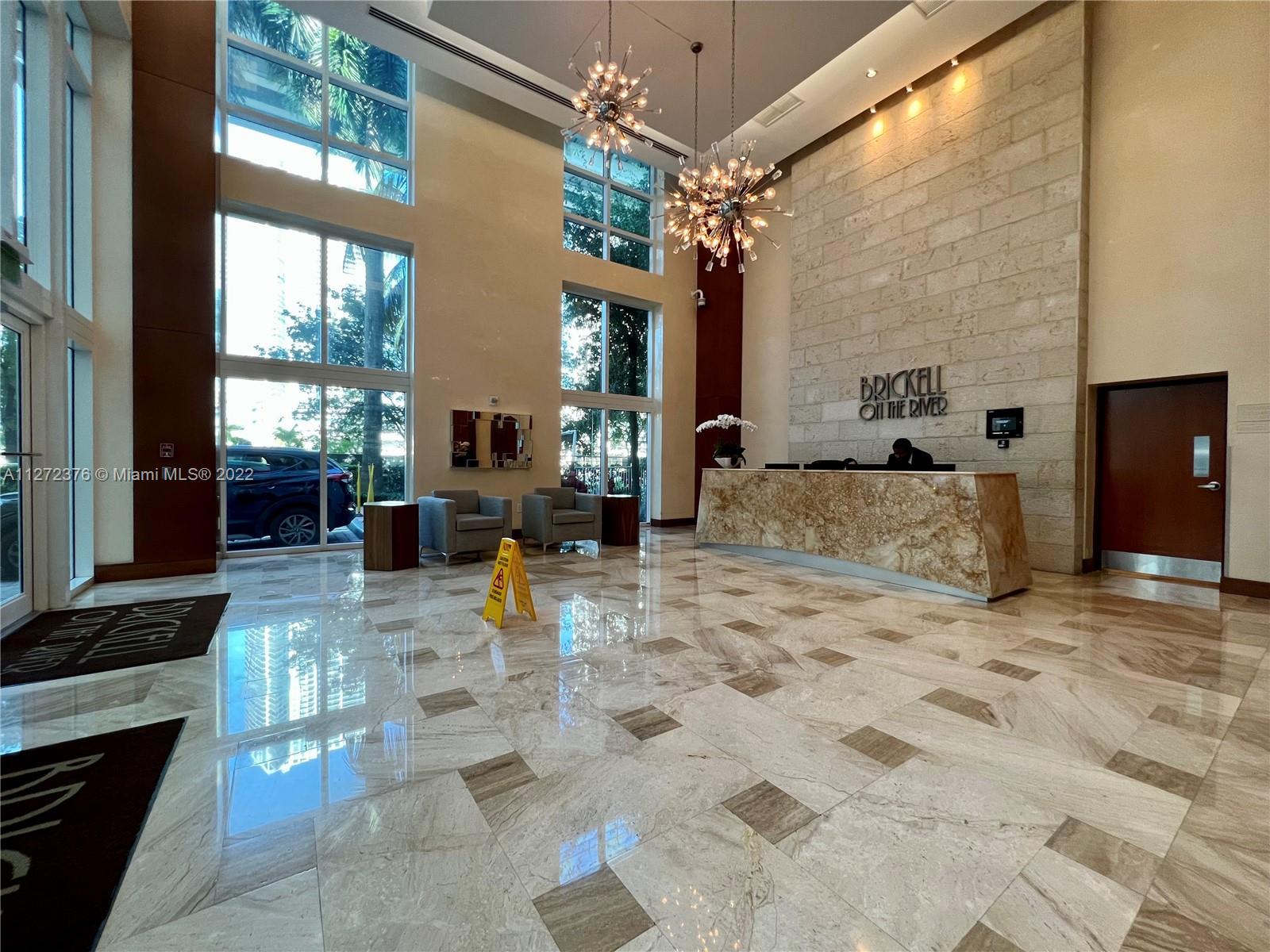 BRICKELL ON THE RIVER N T - Residential Lease