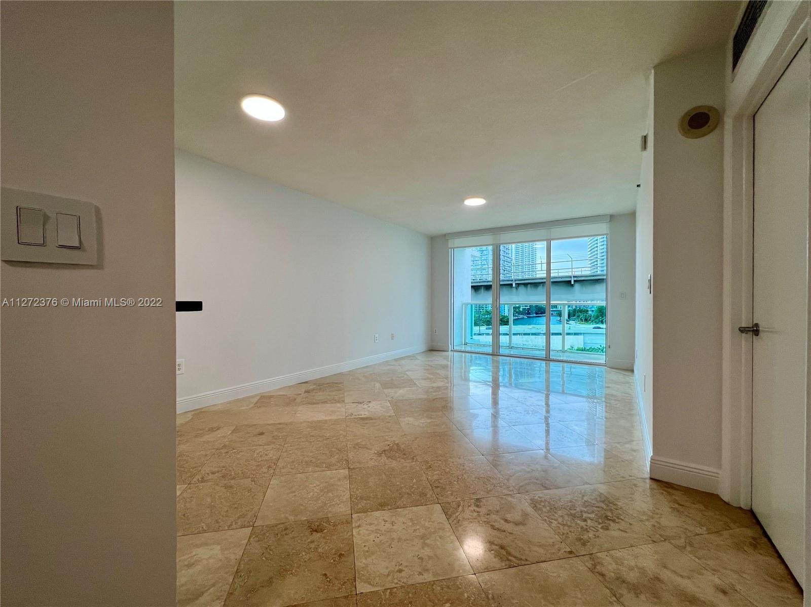 BRICKELL ON THE RIVER N T - Residential Lease