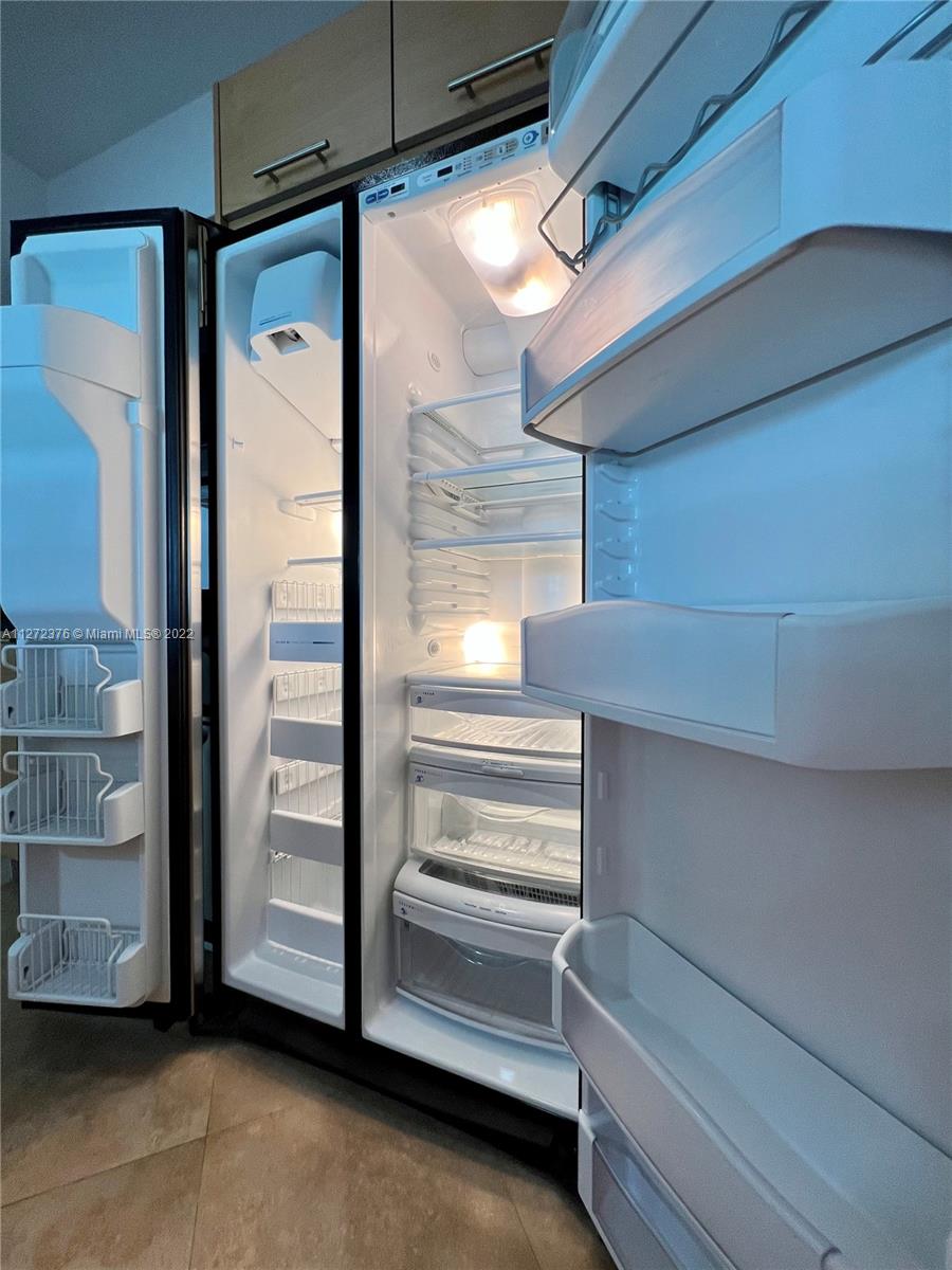BRICKELL ON THE RIVER N T - Residential Lease