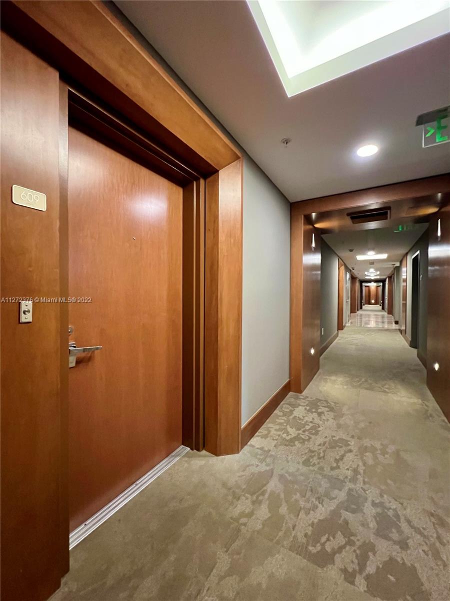 BRICKELL ON THE RIVER N T - Residential Lease