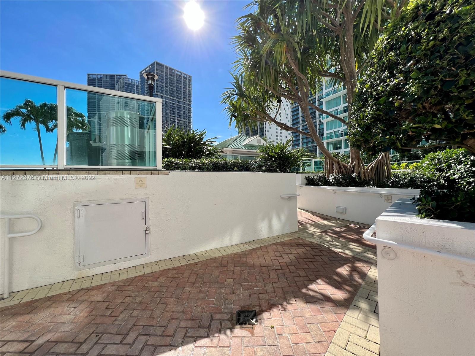 BRICKELL ON THE RIVER N T - Residential Lease