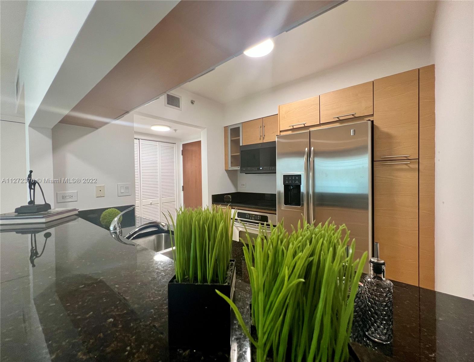 BRICKELL ON THE RIVER N T - Residential Lease