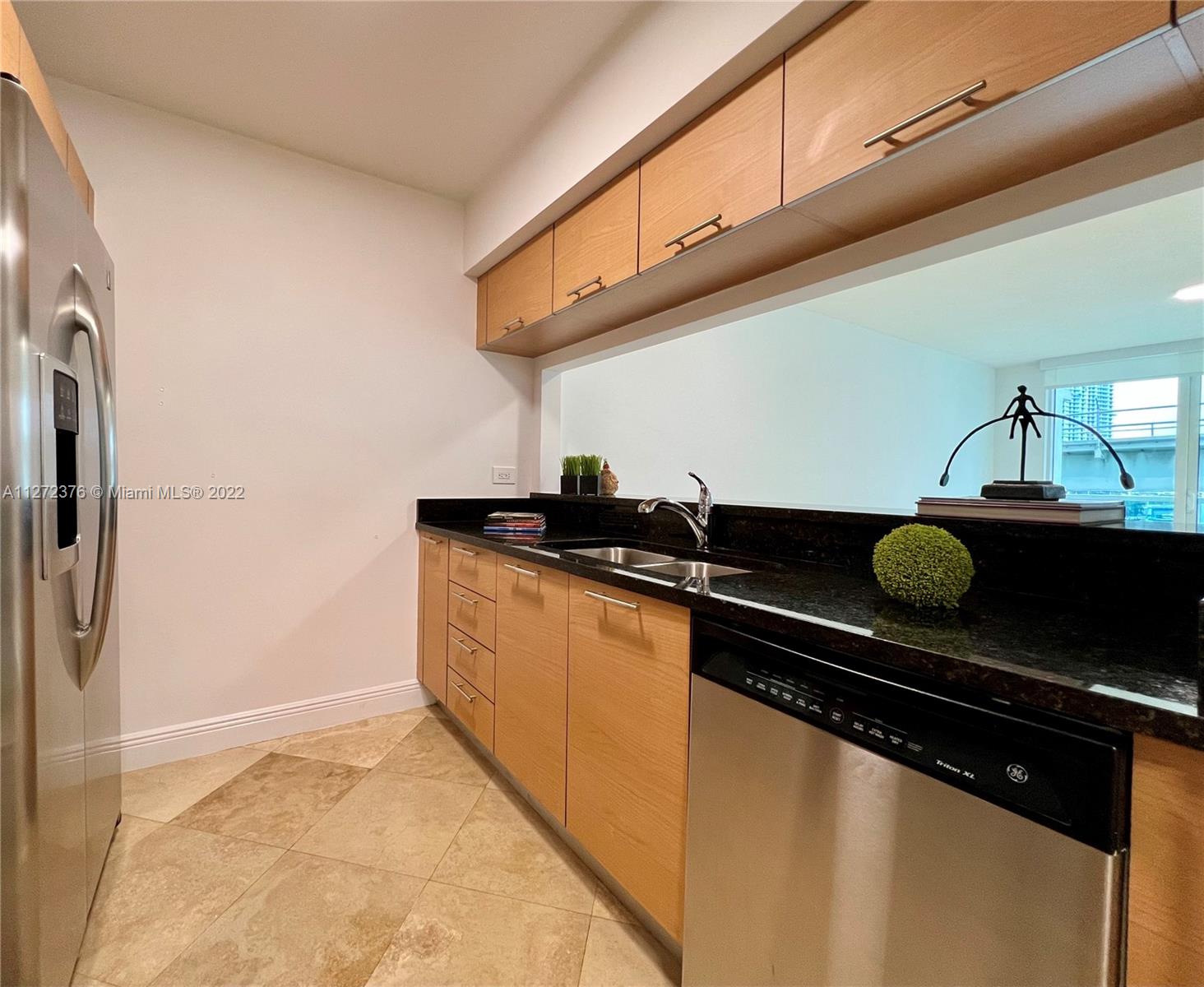 BRICKELL ON THE RIVER N T - Residential Lease