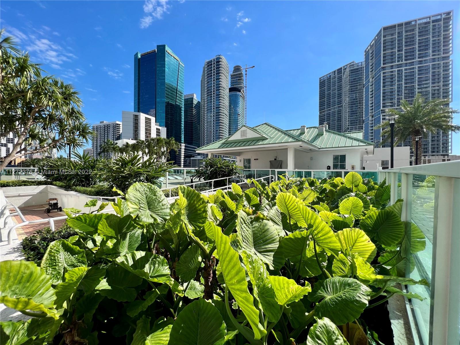 BRICKELL ON THE RIVER N T - Residential Lease