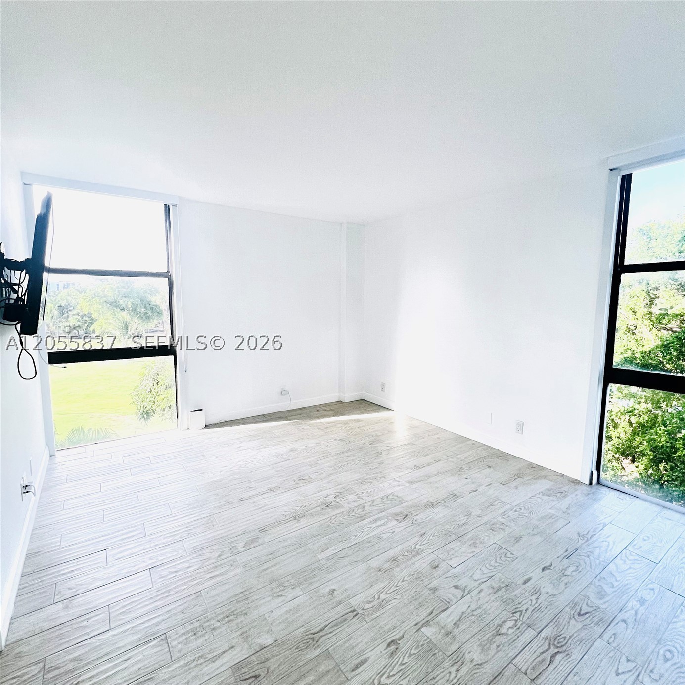 CORONADO CONDO- TOWER II - Residential
