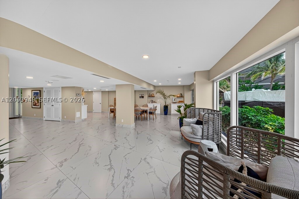 BREAKERS CONDOMINIUM - Residential Lease