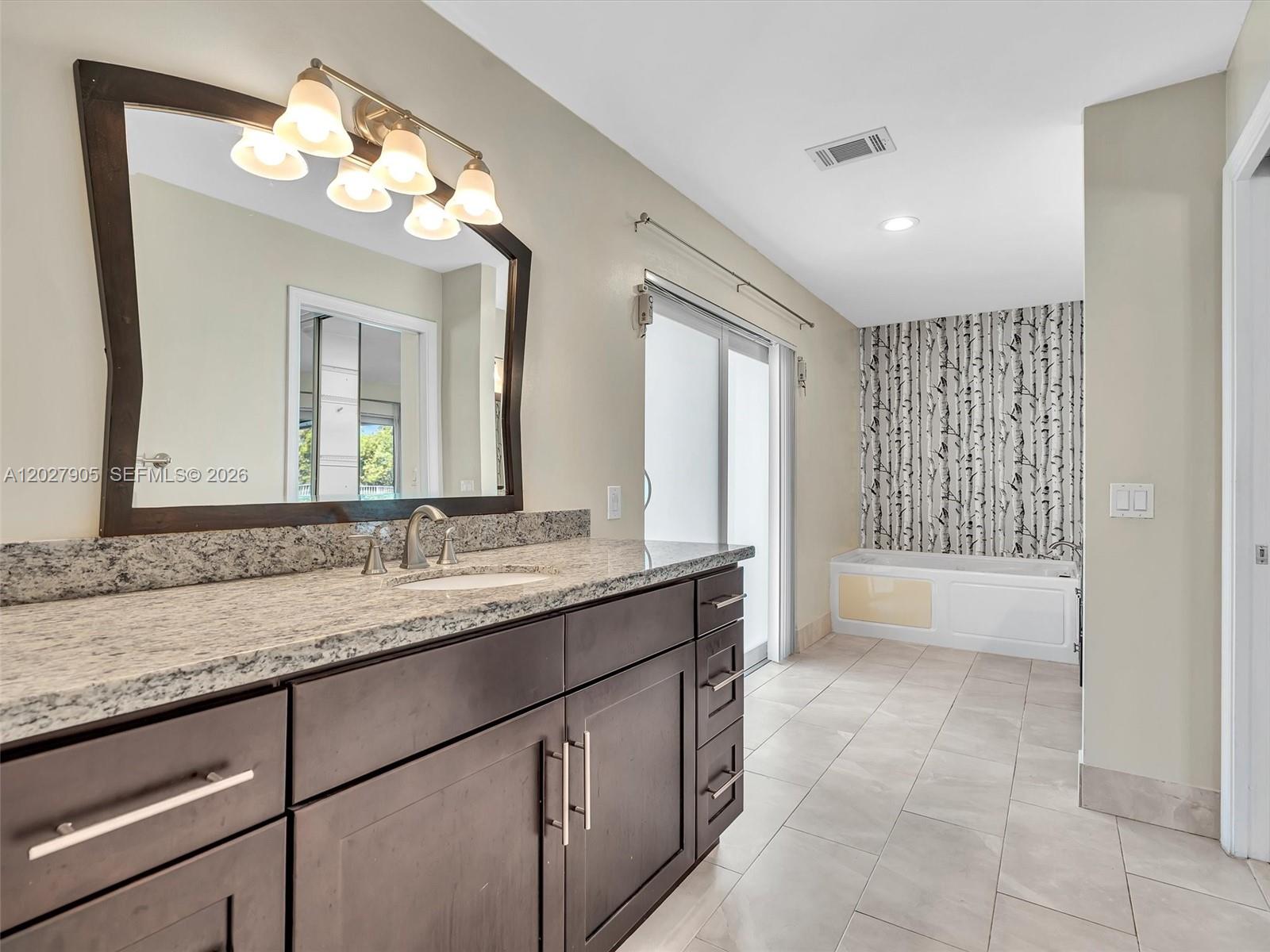 ISLAND LAKES SEC 1 1 - Residential Lease