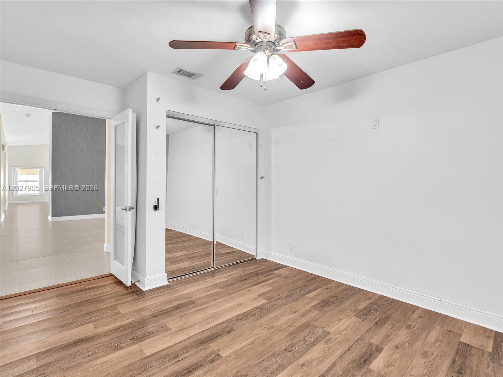 ISLAND LAKES SEC 1 1 - Residential Lease