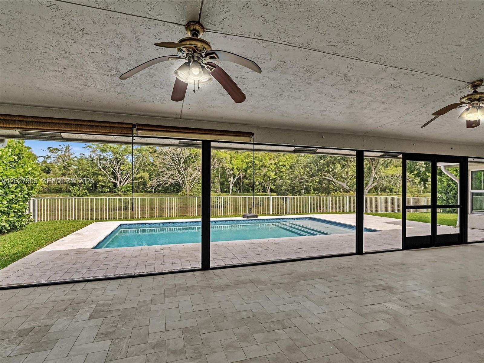 ISLAND LAKES SEC 1 1 - Residential Lease