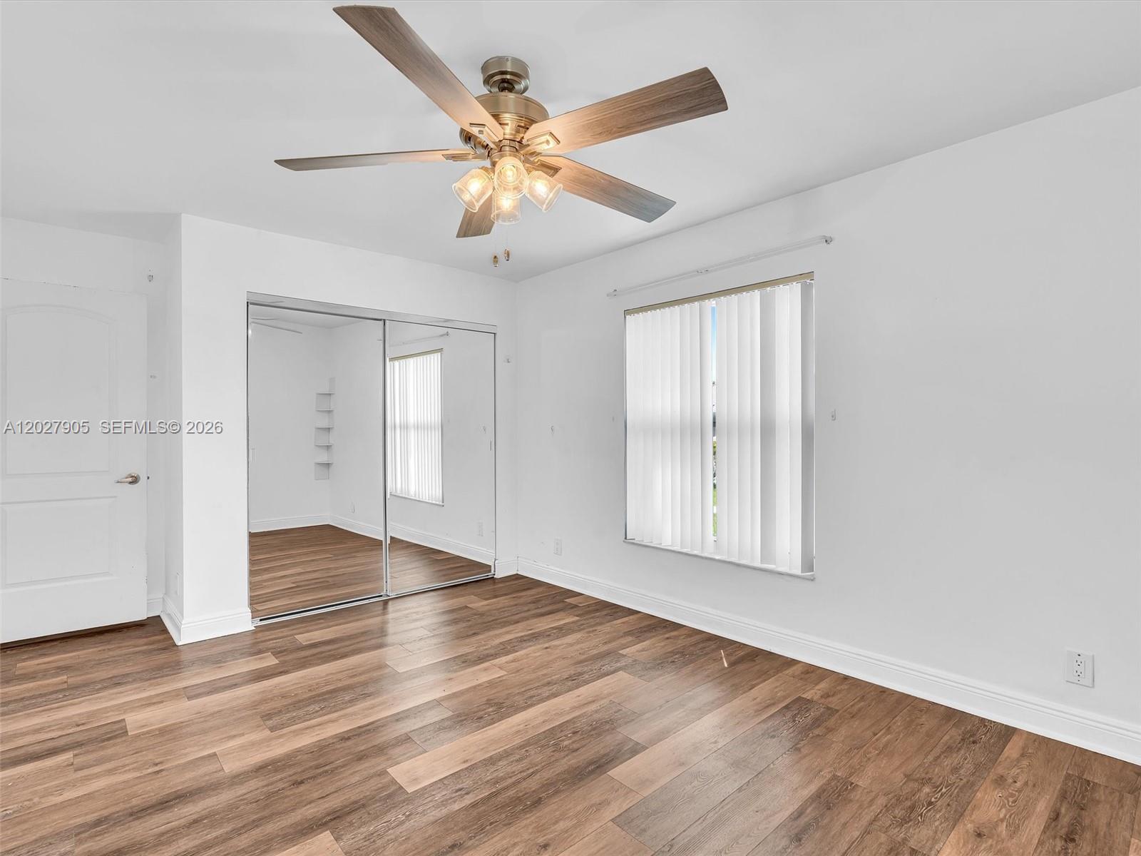 ISLAND LAKES SEC 1 1 - Residential Lease
