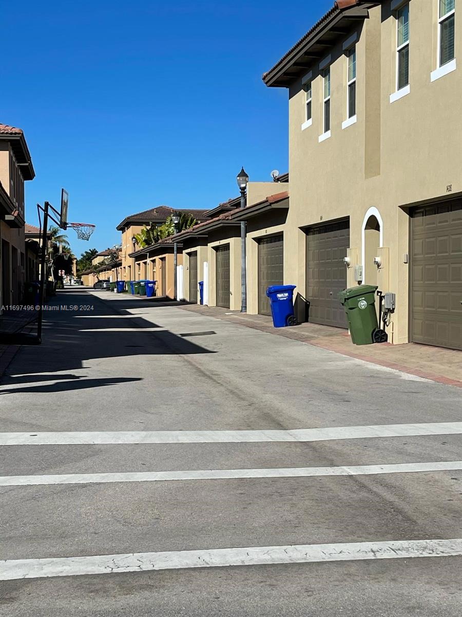 MEADOW PINES - Residential Lease
