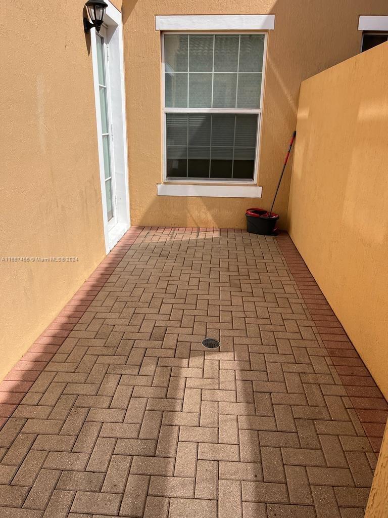 MEADOW PINES - Residential Lease