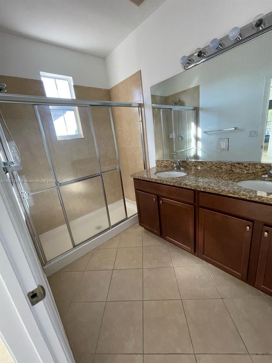 MEADOW PINES - Residential Lease