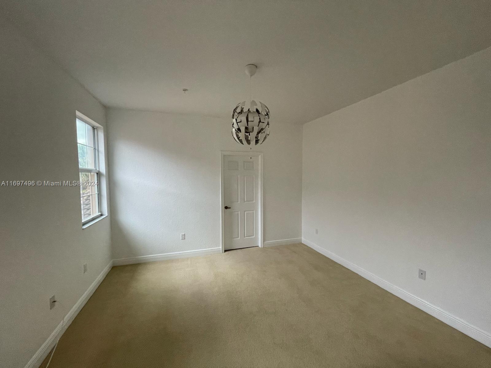 MEADOW PINES - Residential Lease