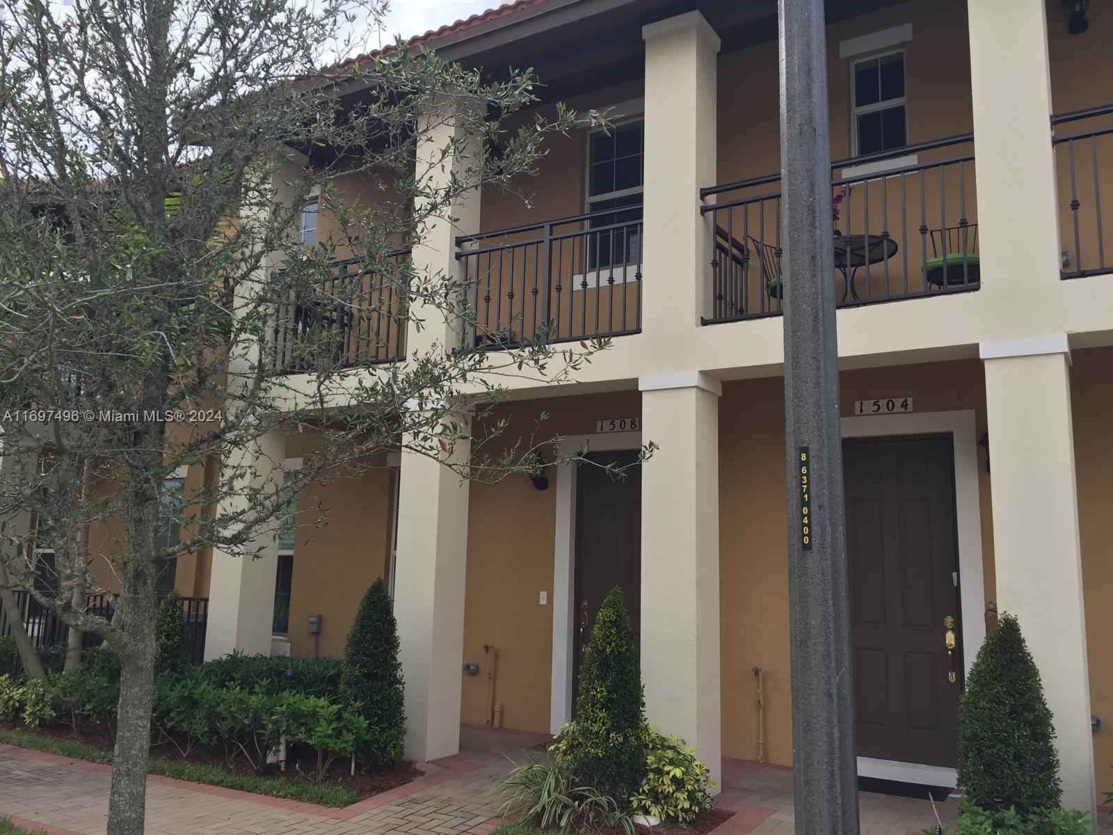MEADOW PINES - Residential Lease