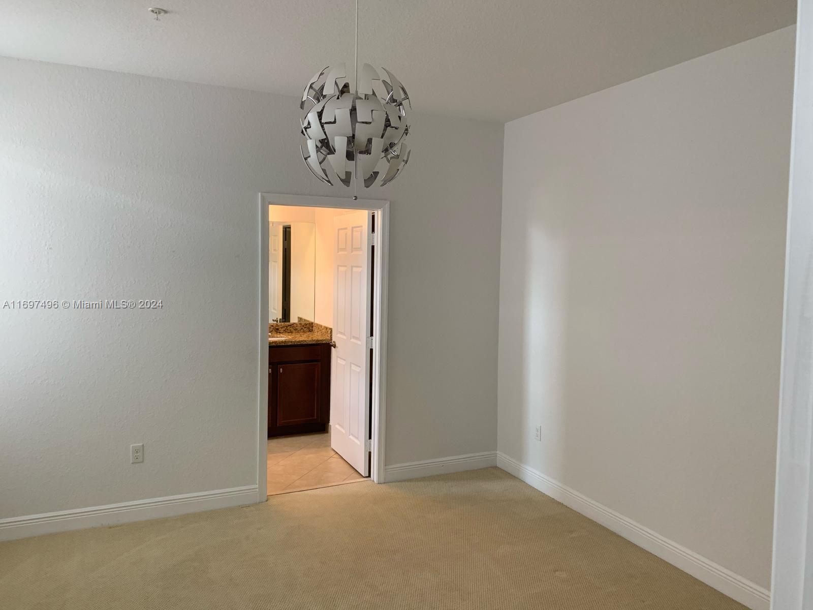 MEADOW PINES - Residential Lease