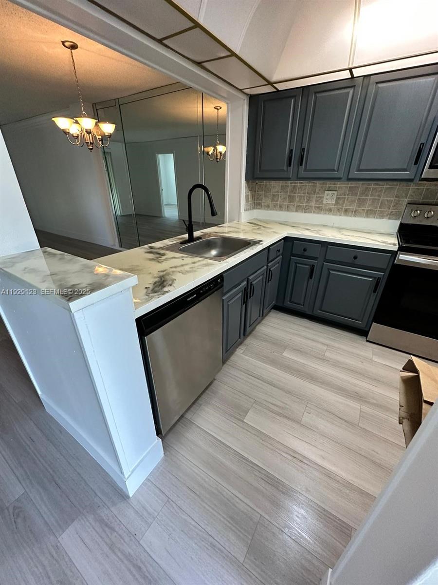 VERSAILLES GARDENS CONDO - Residential