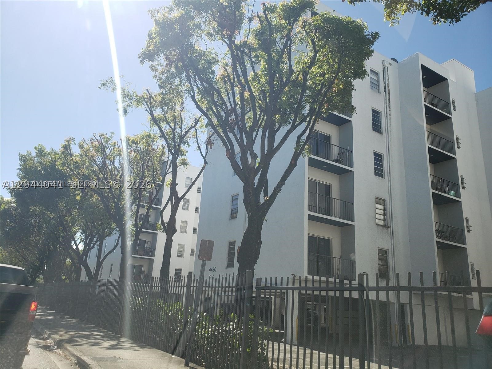 CASA BELLA CONDO - Residential