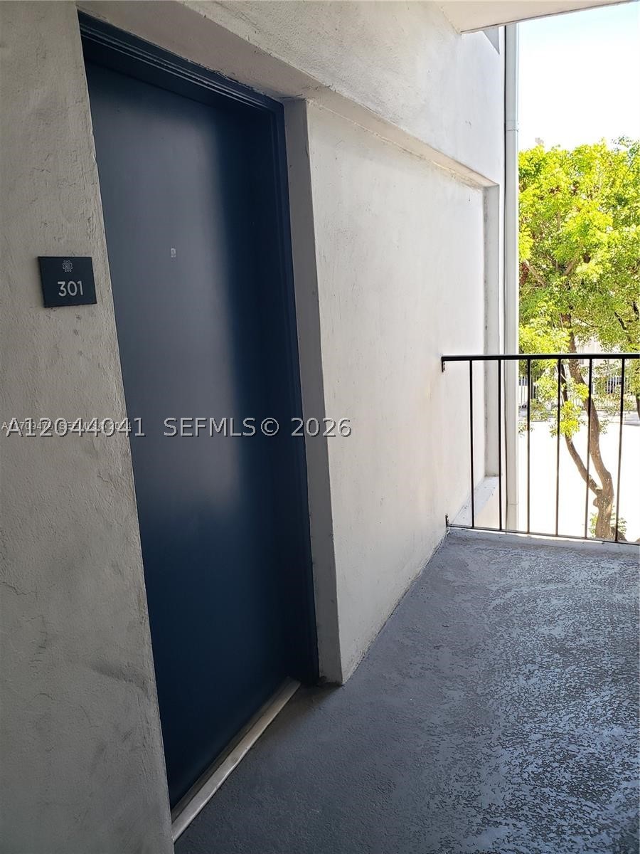 CASA BELLA CONDO - Residential