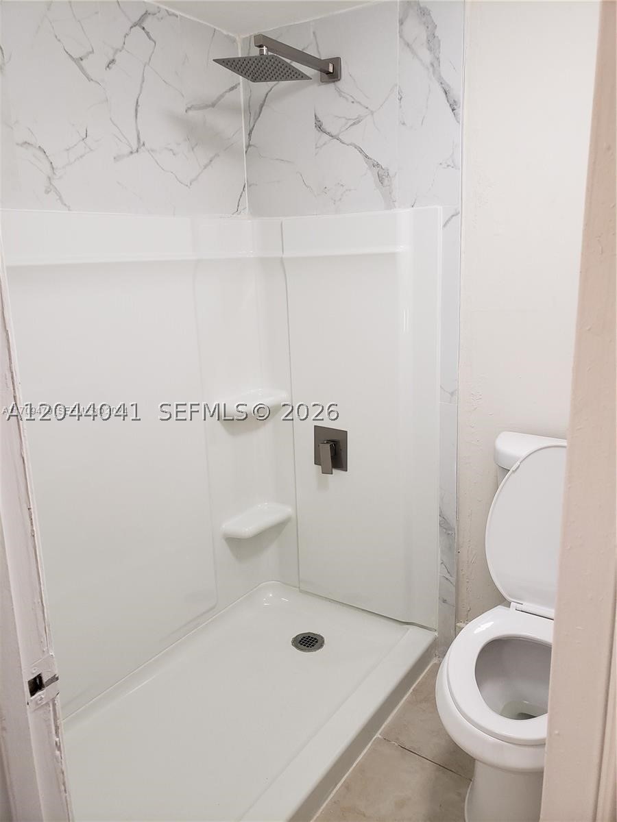 CASA BELLA CONDO - Residential