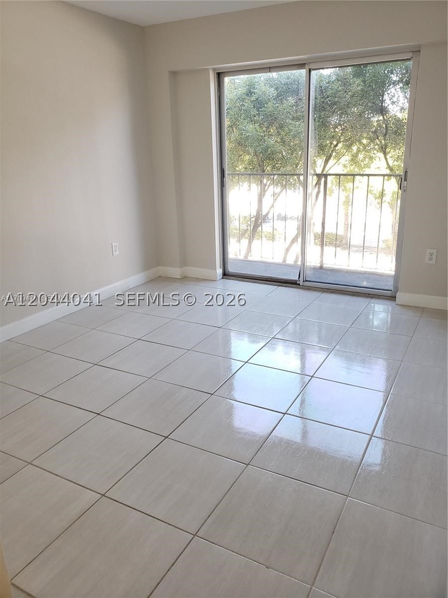 CASA BELLA CONDO - Residential