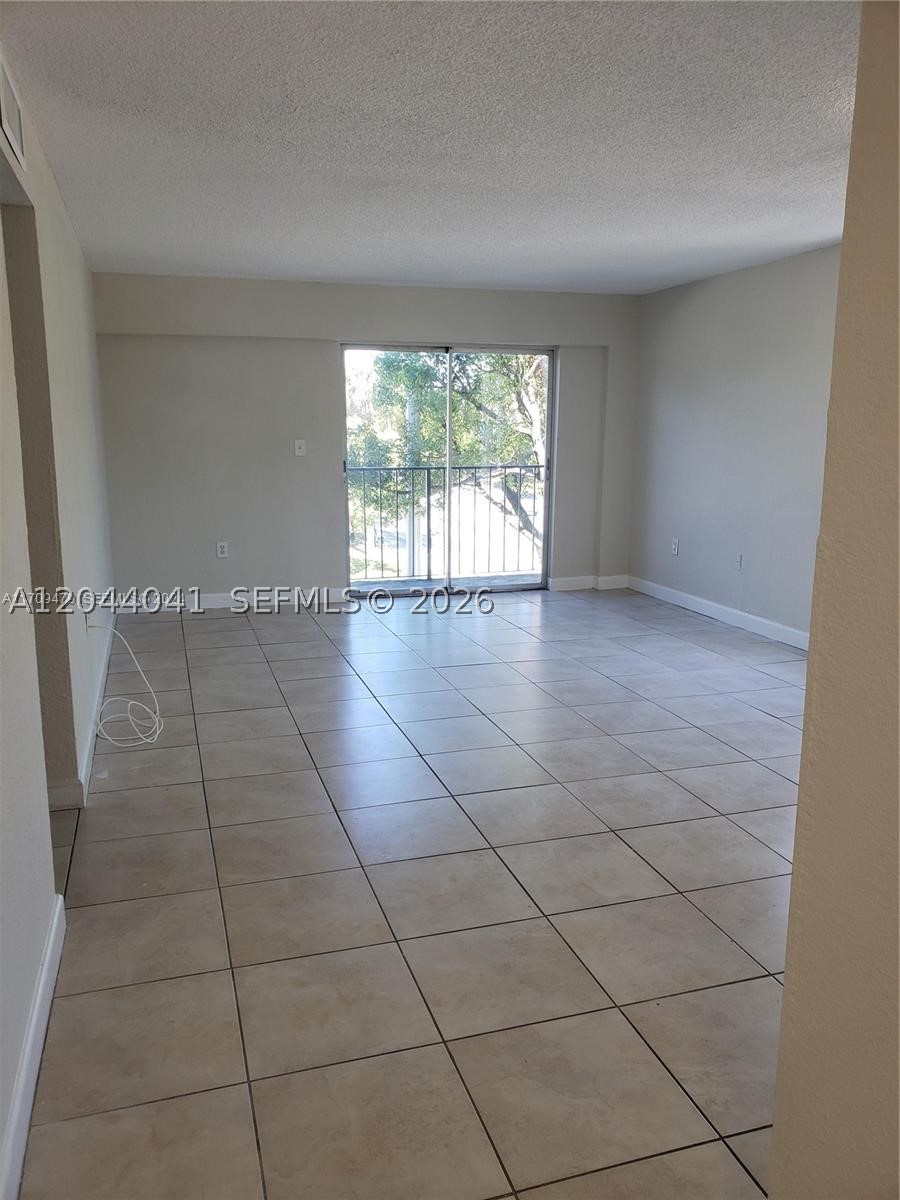CASA BELLA CONDO - Residential