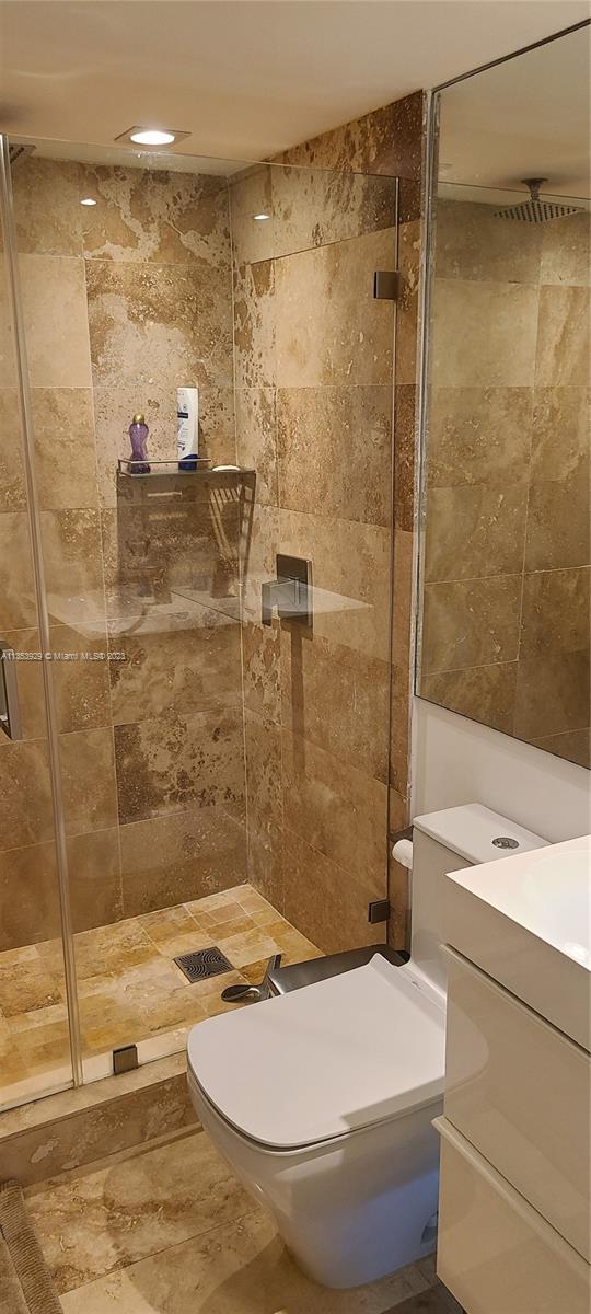 NO 104 PALM-AIRE COUNTRY - Residential