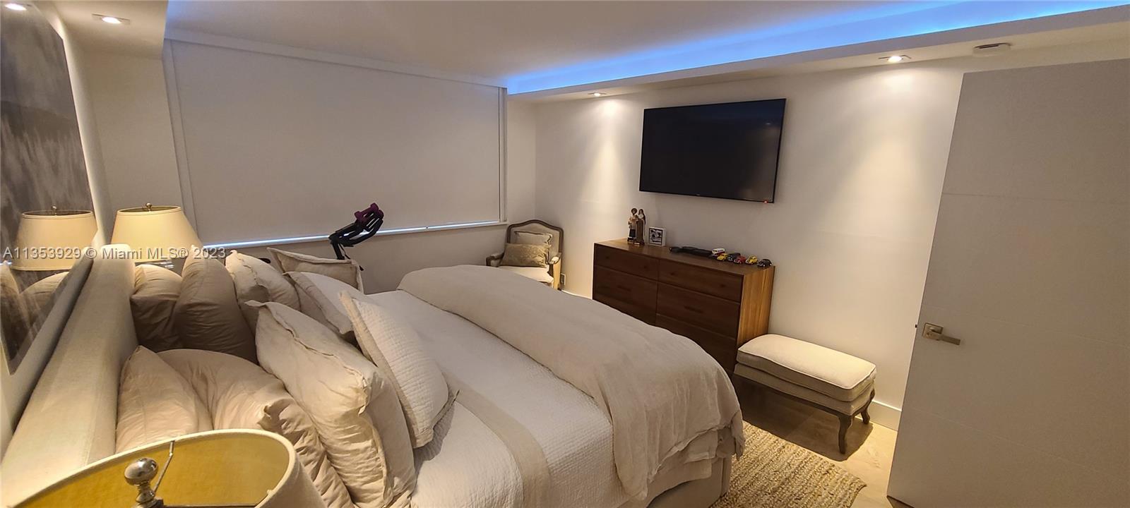 NO 104 PALM-AIRE COUNTRY - Residential