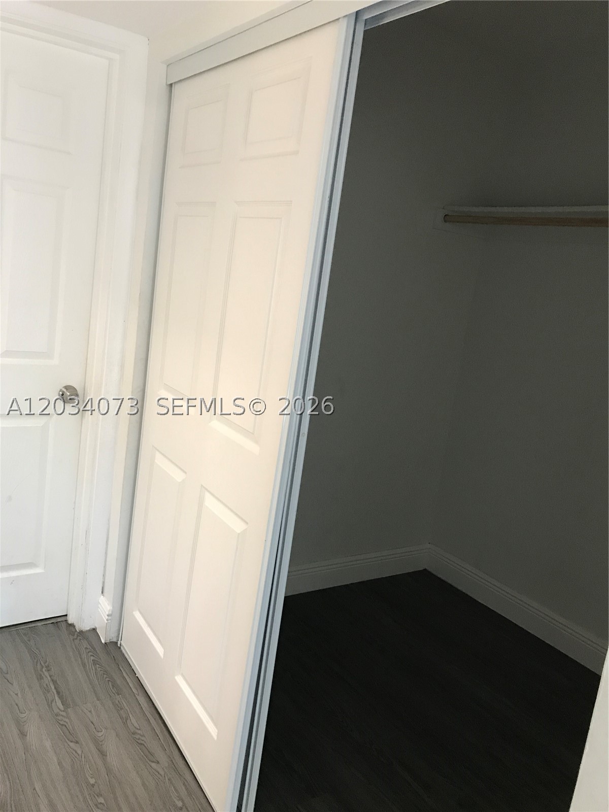 Seligman Twin Sites 83-34 - Residential Lease
