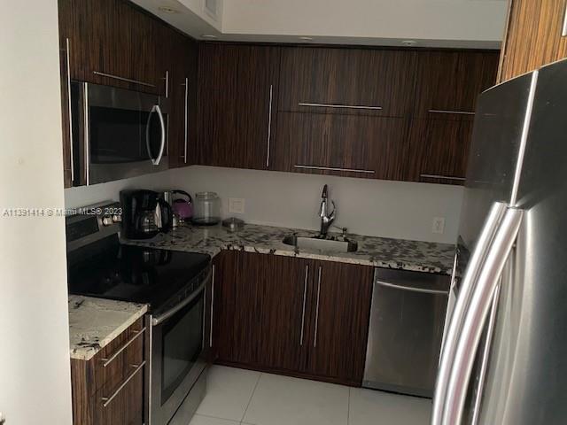 DORSET HOUSE CONDO - Residential Lease