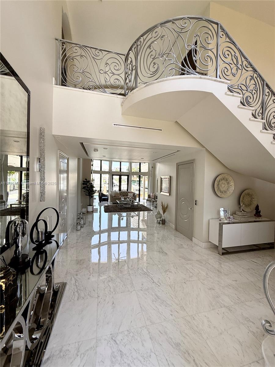 EASTERN SHORES 1ST ADDN - Residential